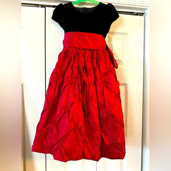 Cinderella | Dresses | Girls Cinderella Black And Red Holiday Dress 6